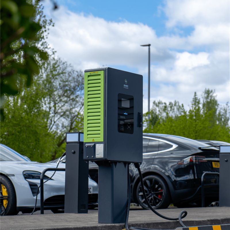 EVEC 40kW Single Gun DC Rapid Commercial EV Charger - vecBOLT
